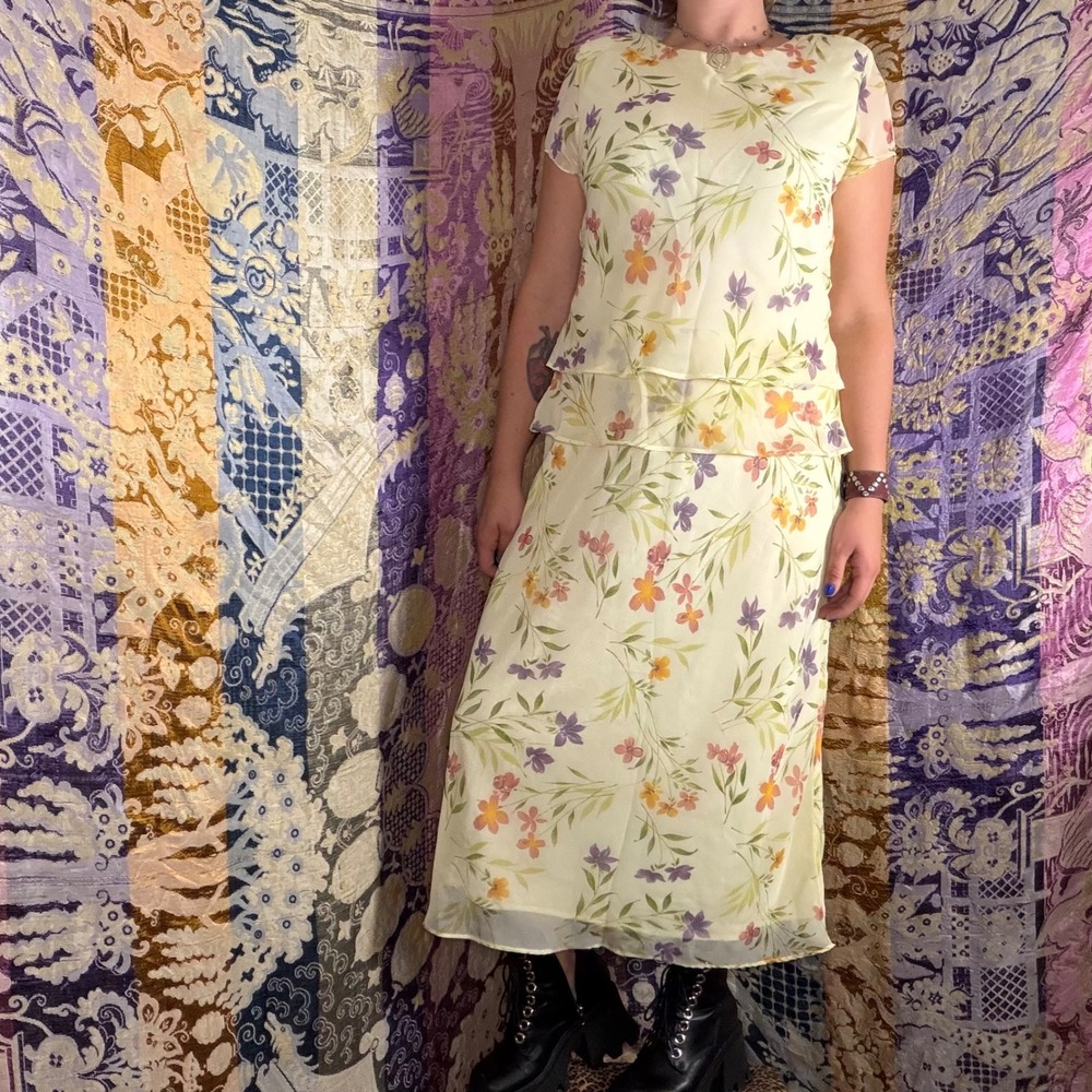 90s Cottage Butter Yellow Garden Floral Short Sleeve Structured Maxi Dress L